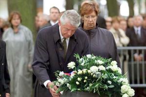 911day Memory - Shapelinks Way Of Life - Photograph Two